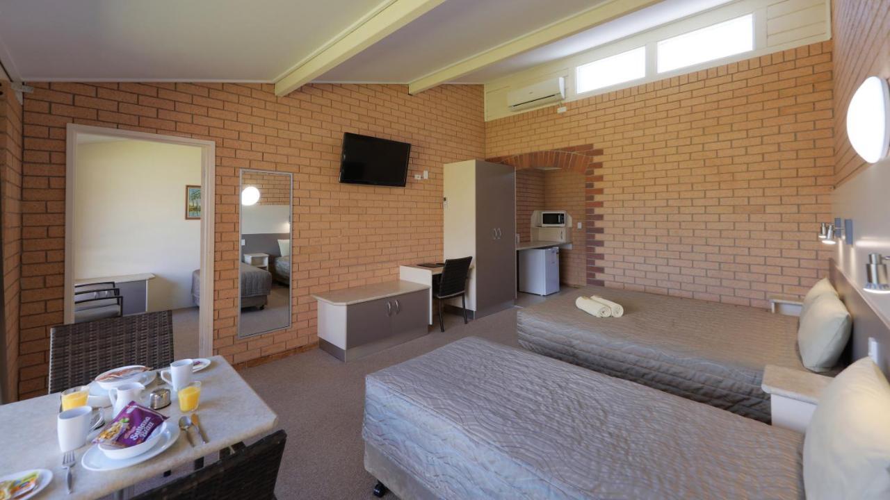 Tenterfield Motor Inn Exterior photo